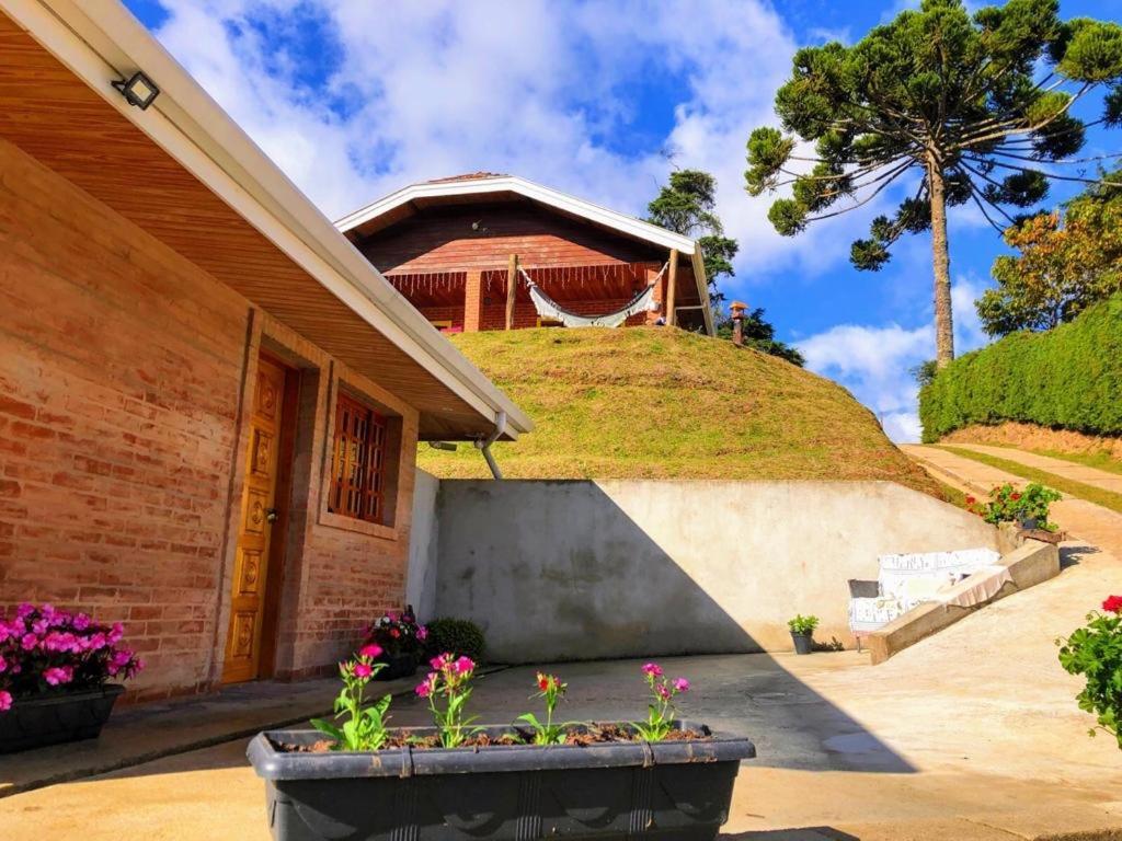 דירות Campos do Jordão Casa Aconchegante Na Montanha מראה חיצוני תמונה