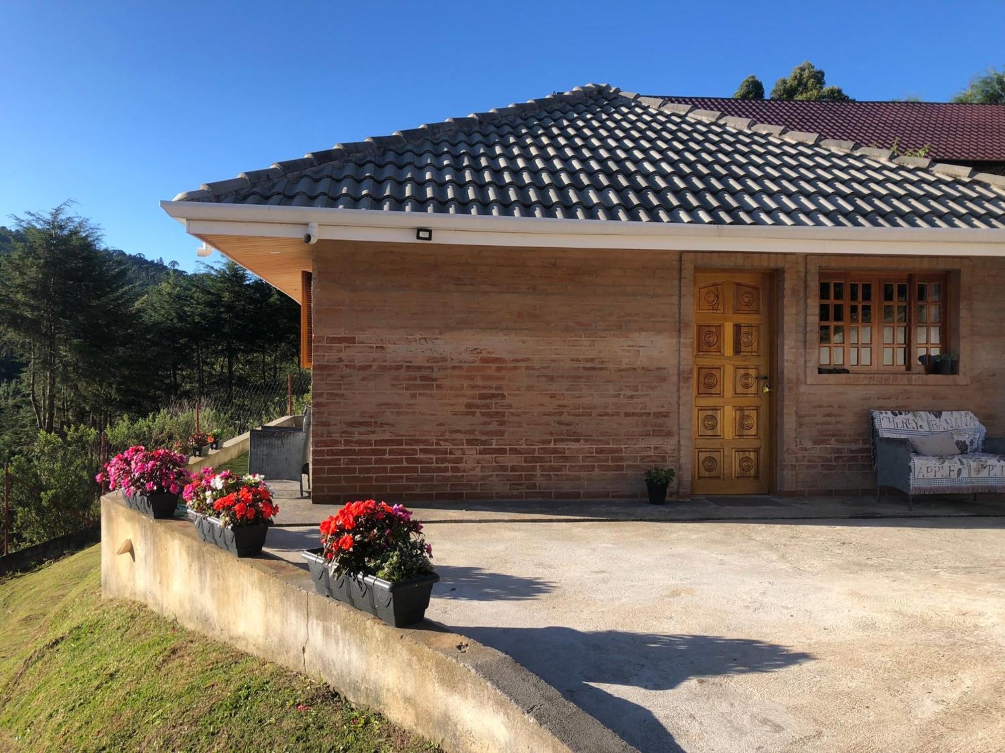 דירות Campos do Jordão Casa Aconchegante Na Montanha מראה חיצוני תמונה