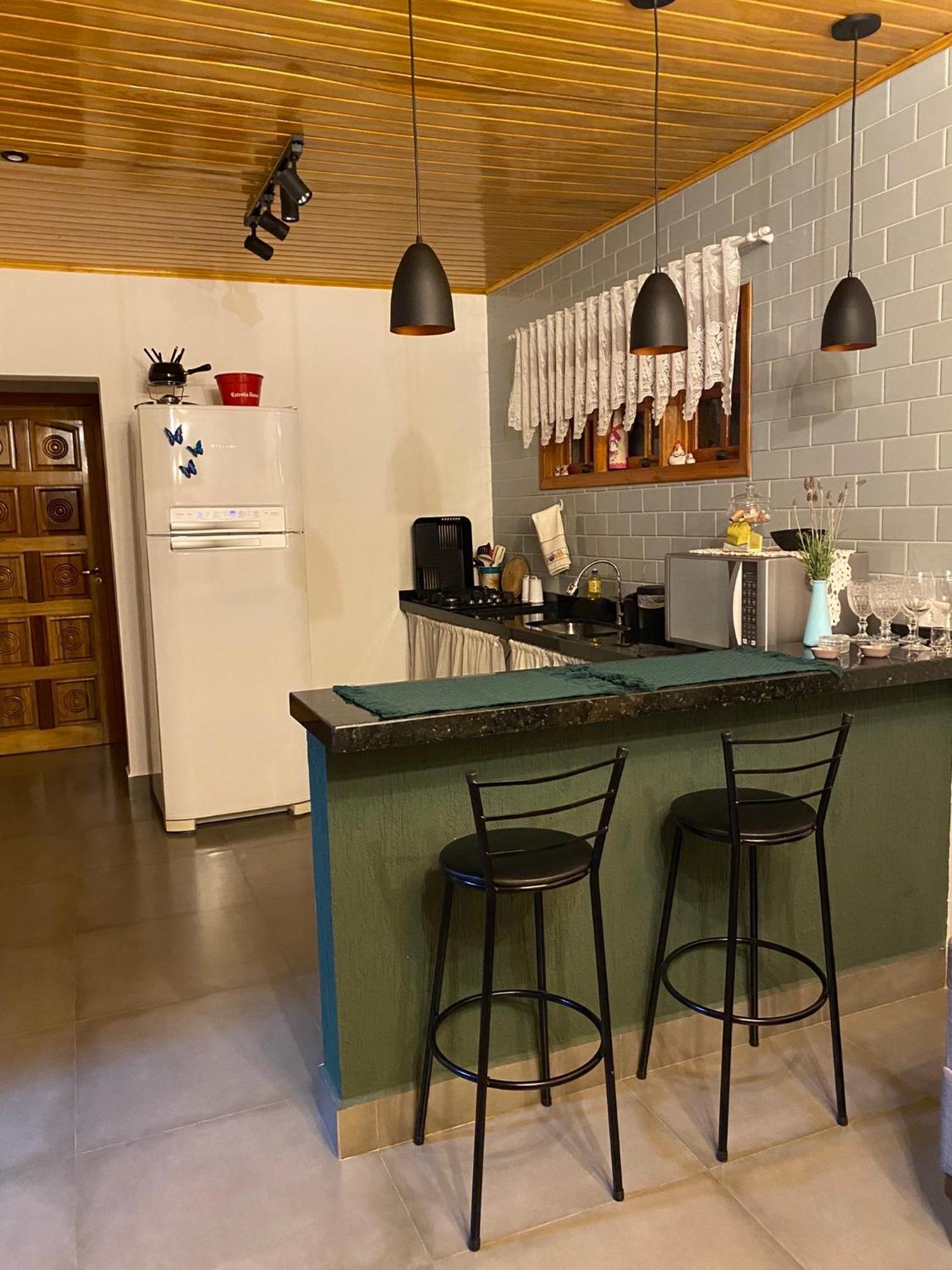 דירות Campos do Jordão Casa Aconchegante Na Montanha מראה חיצוני תמונה